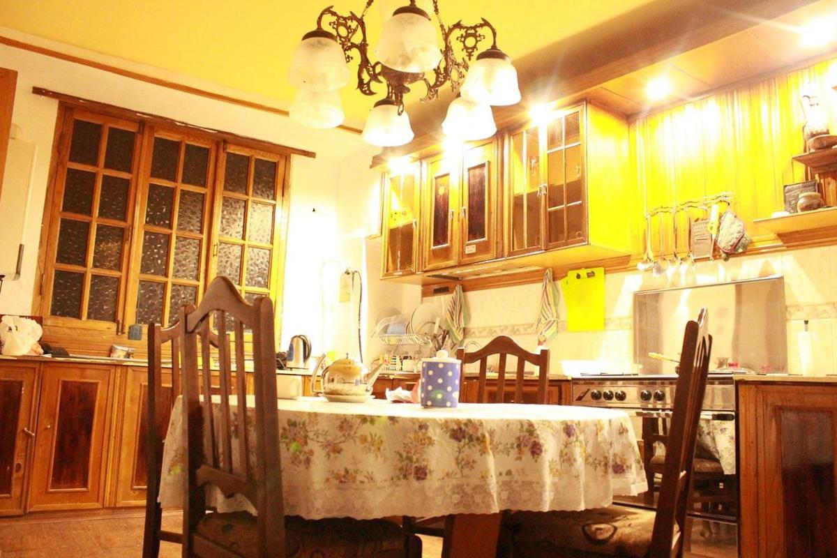 טביליסי Machabelli 11A Hostel מראה חיצוני תמונה